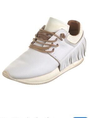 ESSEutESSE White Leather Fringe Trim Accent Sneaker